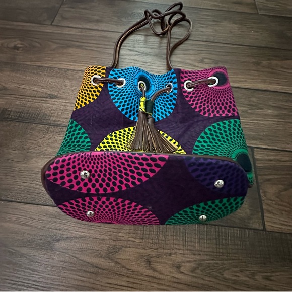 Drawstring bucket tote bag - Picture 4 of 8